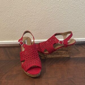 Sonoma Red Wedge Sandals with Slingback Straps